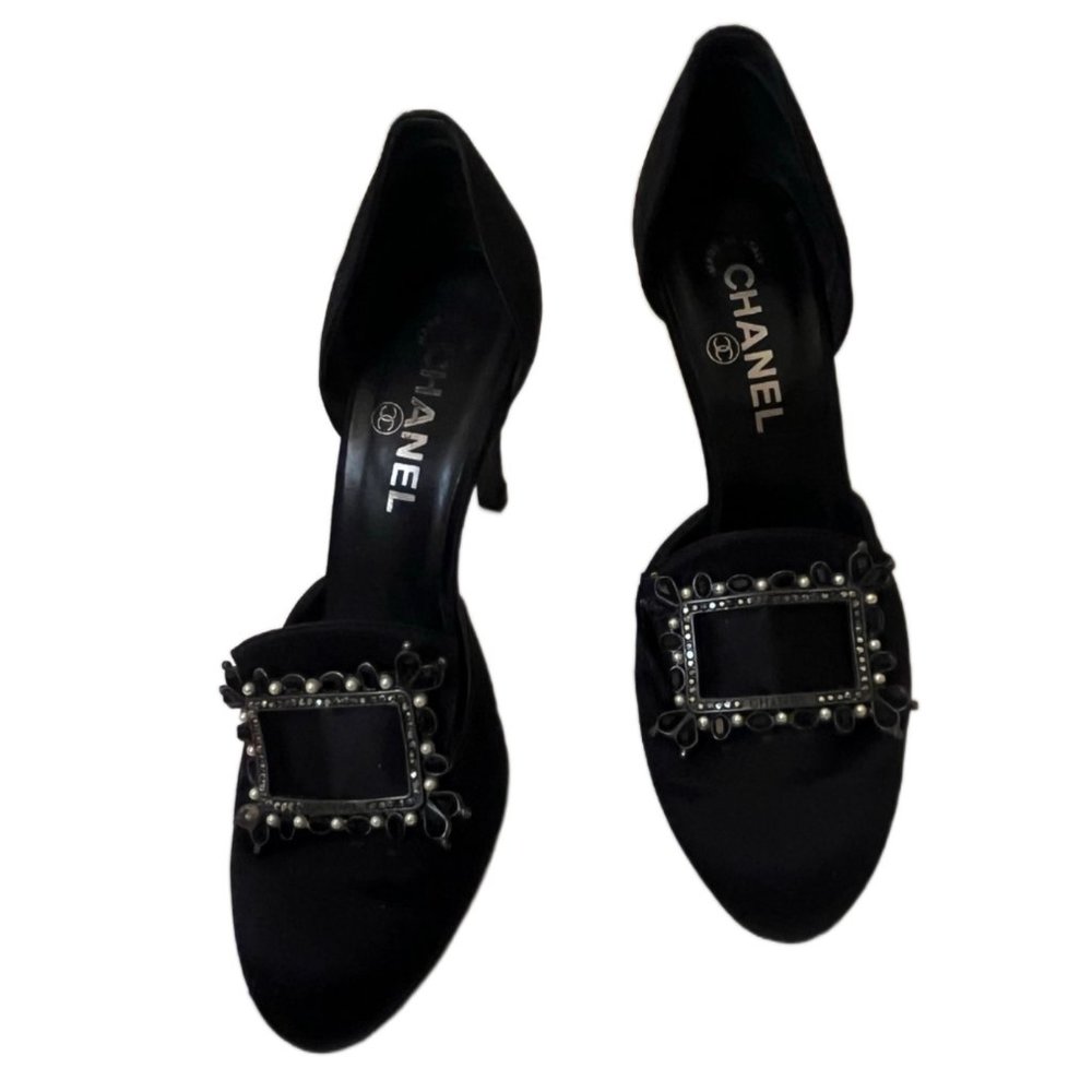 Chanel Black Satin 3.5" heels Gemstone buckle Size 36.5  (US size 6) - Picture 5 of 14